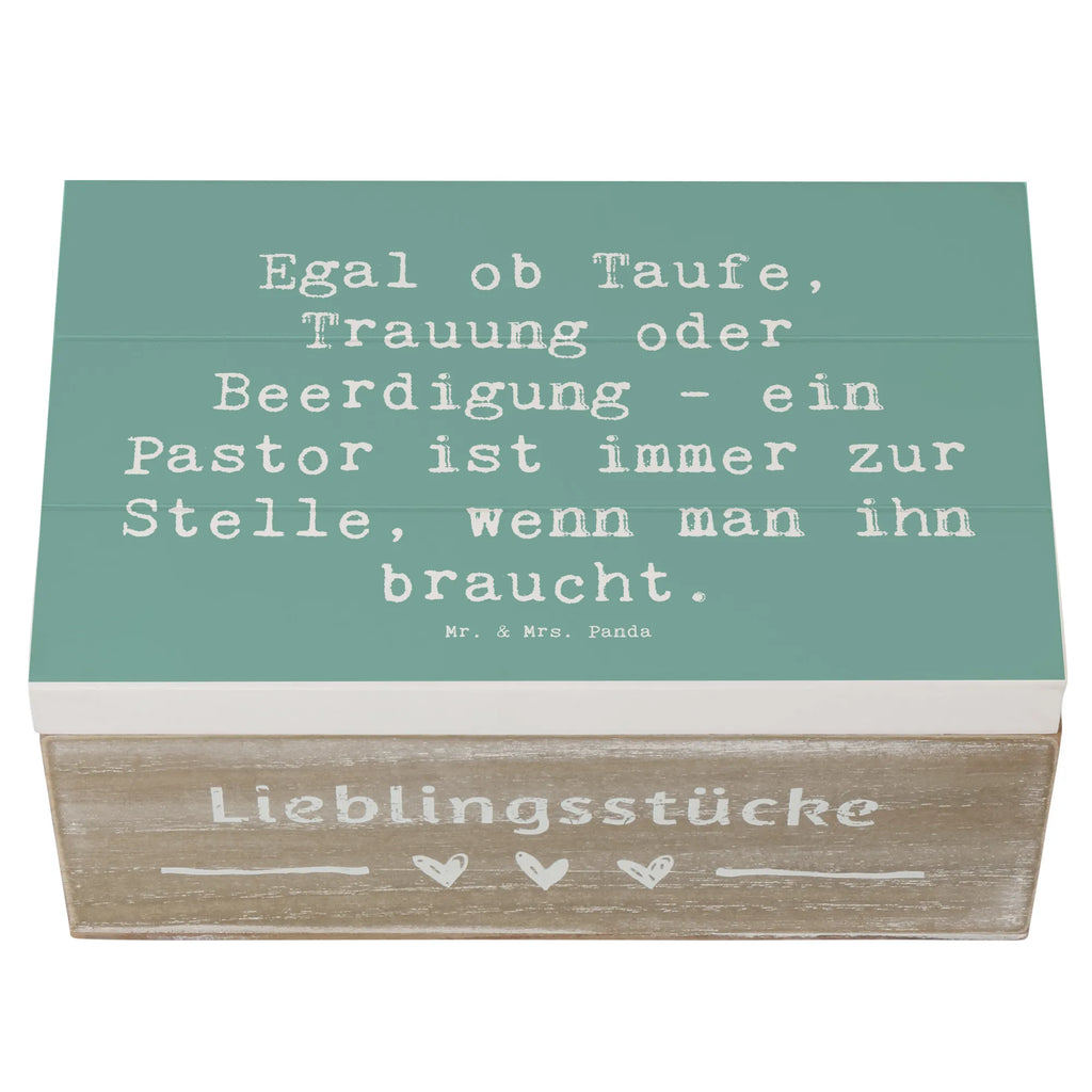 Holzkiste Spruch Egal ob Taufe, Trauung oder Beerdigung - ein Pastor ist immer zur Stelle, wenn man ihn braucht. Holzkiste, Kiste, Schatzkiste, Truhe, Schatulle, XXL, Erinnerungsbox, Erinnerungskiste, Dekokiste, Aufbewahrungsbox, Geschenkbox, Geschenkdose, Beruf, Ausbildung, Jubiläum, Abschied, Rente, Kollege, Kollegin, Geschenk, Schenken, Arbeitskollege, Mitarbeiter, Firma, Danke, Dankeschön