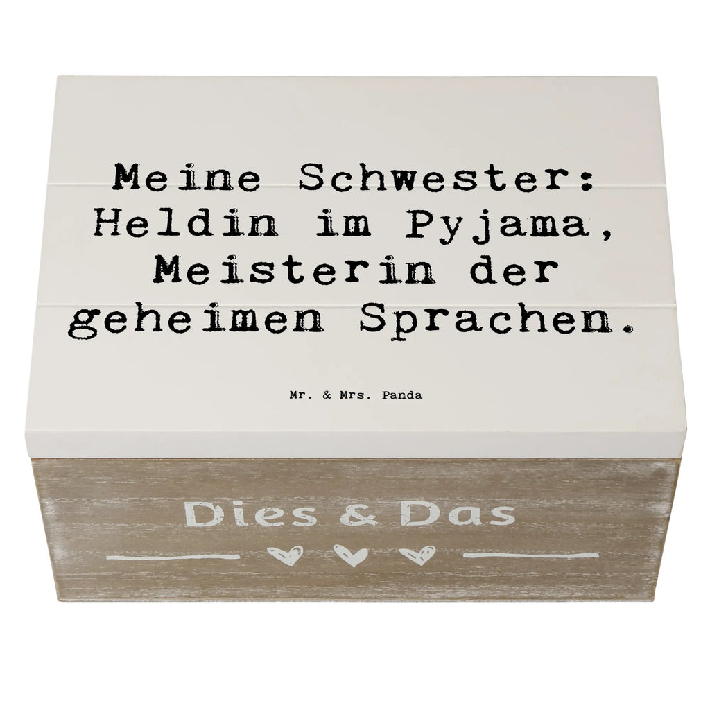 Holzkiste Spruch Schwester Heldin Holzkiste, Kiste, Schatzkiste, Truhe, Schatulle, XXL, Erinnerungsbox, Erinnerungskiste, Dekokiste, Aufbewahrungsbox, Geschenkbox, Geschenkdose, Familie, Vatertag, Muttertag, Bruder, Schwester, Mama, Papa, Oma, Opa