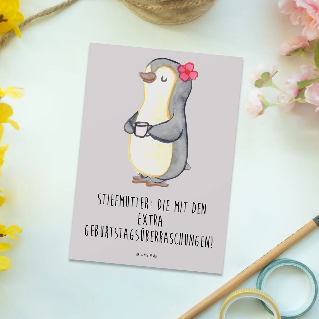 Postkarte Stiefmutter Überraschungen Postkarte, Karte, Geschenkkarte, Grußkarte, Einladung, Ansichtskarte, Geburtstagskarte, Einladungskarte, Dankeskarte, Ansichtskarten, Einladung Geburtstag, Einladungskarten Geburtstag, Familie, Vatertag, Muttertag, Bruder, Schwester, Mama, Papa, Oma, Opa