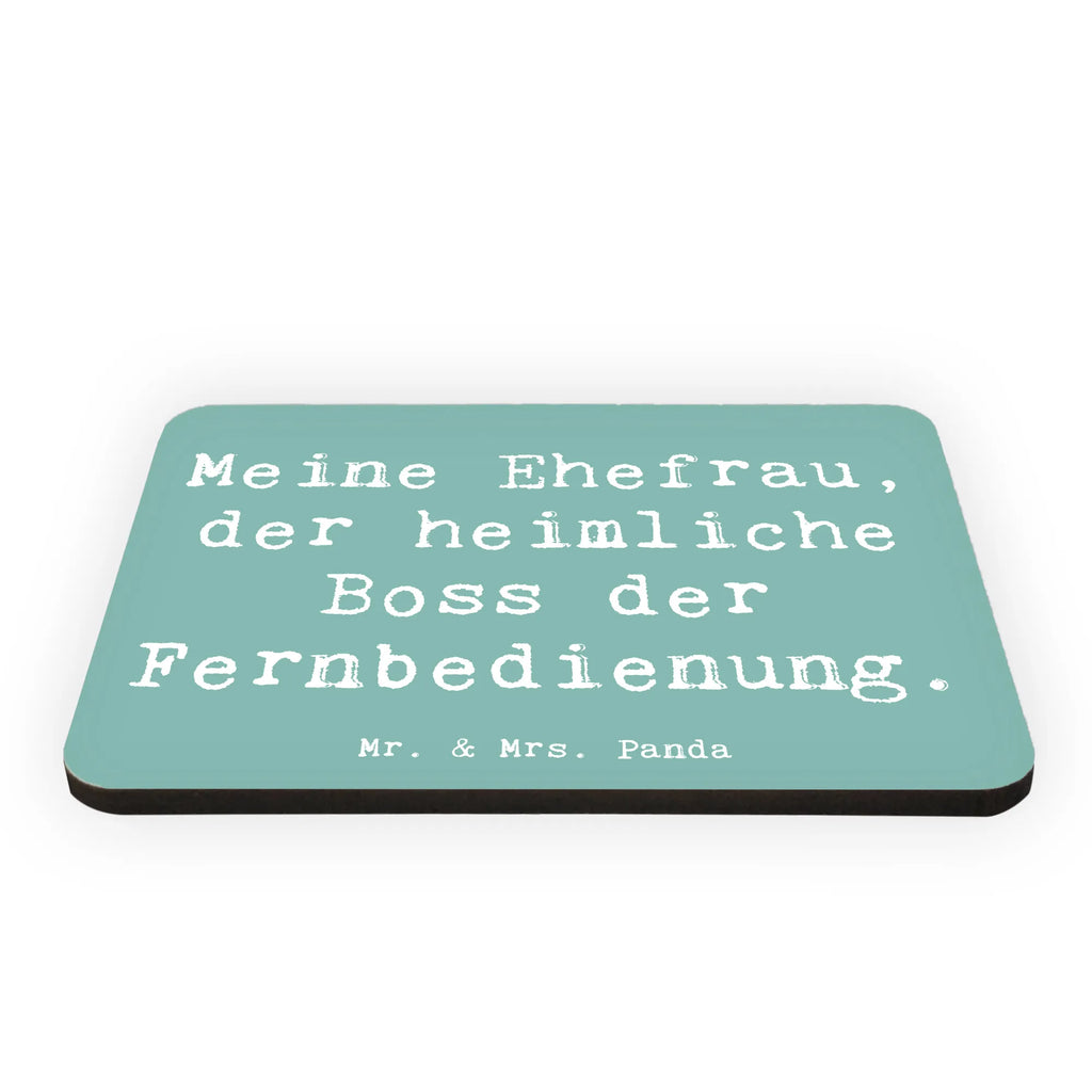 Magnet Spruch Ehefrau Boss Kühlschrankmagnet, Pinnwandmagnet, Souvenir Magnet, Motivmagnete, Dekomagnet, Whiteboard Magnet, Notiz Magnet, Kühlschrank Dekoration, Familie, Vatertag, Muttertag, Bruder, Schwester, Mama, Papa, Oma, Opa