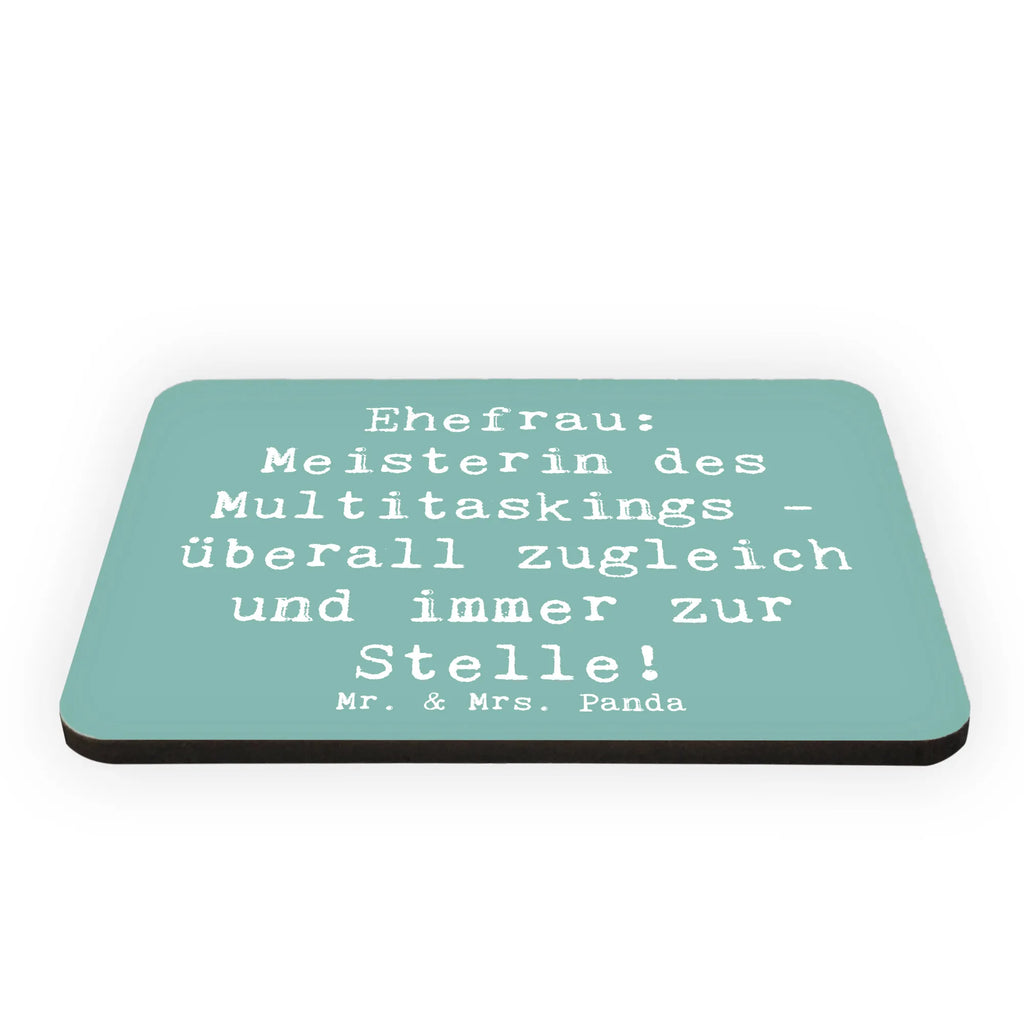 Magnet Spruch Ehefrau Meisterin Kühlschrankmagnet, Pinnwandmagnet, Souvenir Magnet, Motivmagnete, Dekomagnet, Whiteboard Magnet, Notiz Magnet, Kühlschrank Dekoration, Familie, Vatertag, Muttertag, Bruder, Schwester, Mama, Papa, Oma, Opa