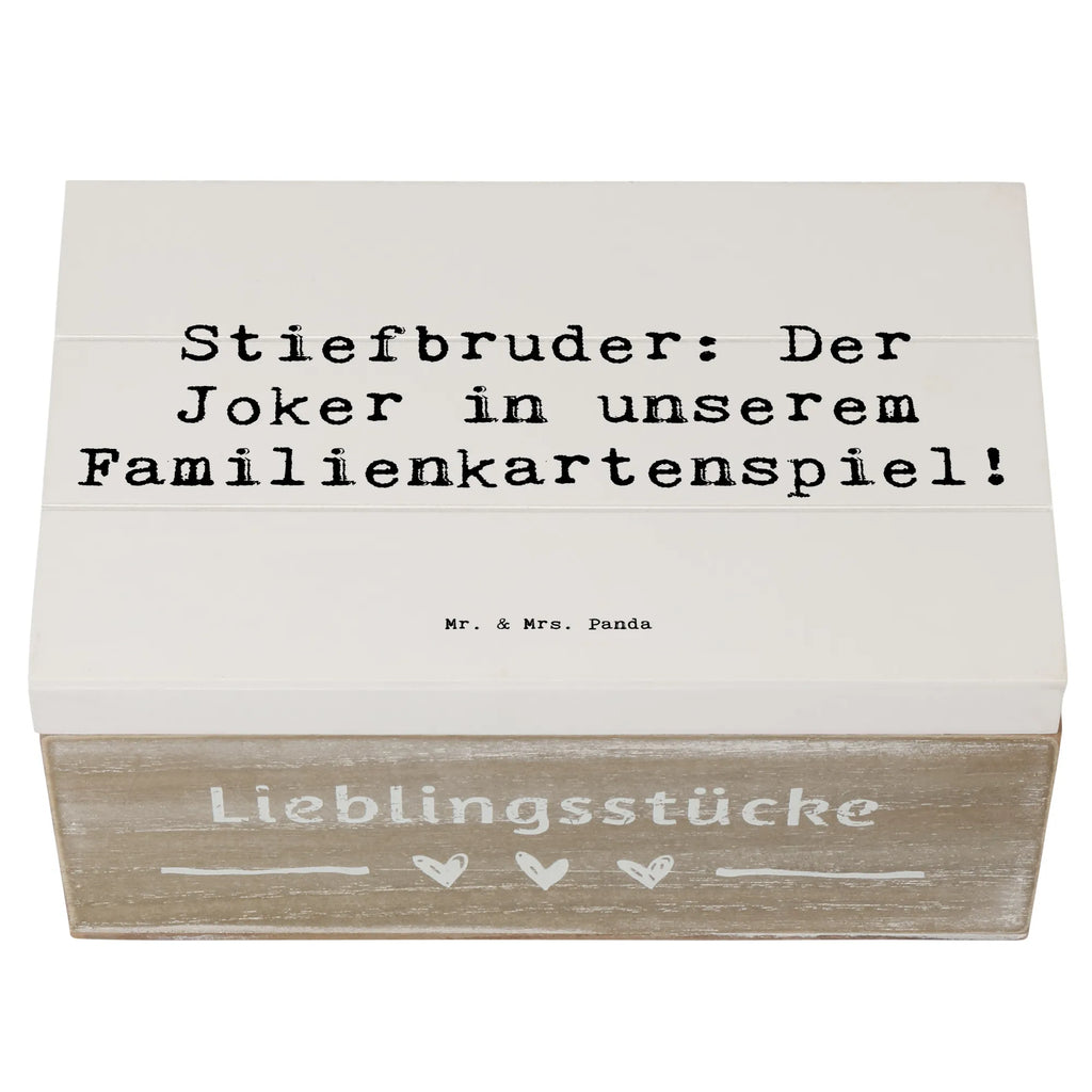 Holzkiste Spruch Stiefbruder: Der Joker in unserem Familienkartenspiel! Holzkiste, Kiste, Schatzkiste, Truhe, Schatulle, XXL, Erinnerungsbox, Erinnerungskiste, Dekokiste, Aufbewahrungsbox, Geschenkbox, Geschenkdose, Familie, Vatertag, Muttertag, Bruder, Schwester, Mama, Papa, Oma, Opa