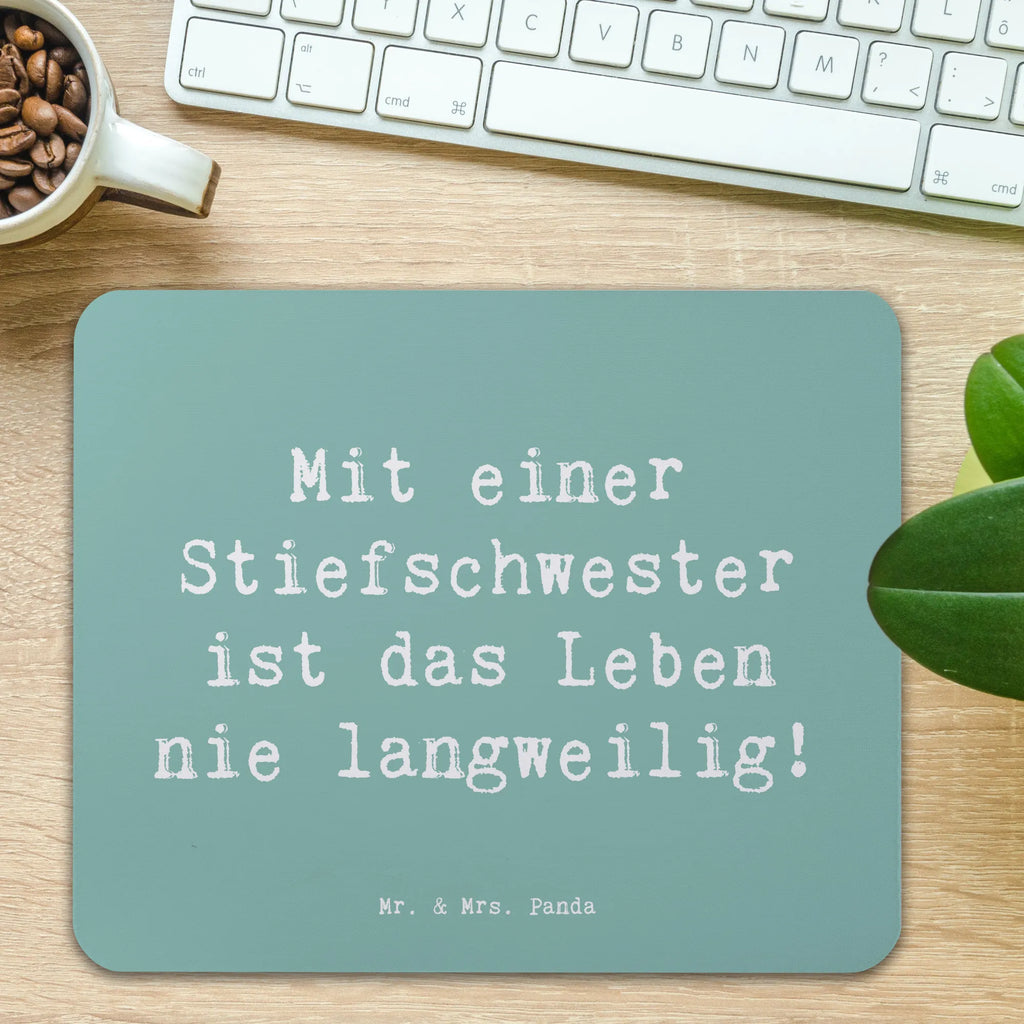 Mauspad Spruch Stiefschwester Abenteuer Mousepad, Computer zubehör, Büroausstattung, PC Zubehör, Arbeitszimmer, Mauspad, Einzigartiges Mauspad, Designer Mauspad, Mausunterlage, Mauspad Büro, Familie, Vatertag, Muttertag, Bruder, Schwester, Mama, Papa, Oma, Opa