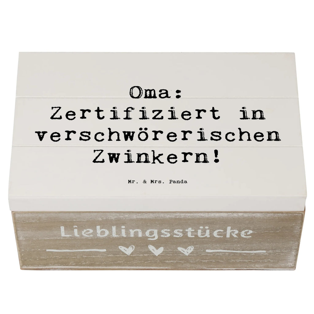 Holzkiste Spruch Oma Zwinkern Holzkiste, Kiste, Schatzkiste, Truhe, Schatulle, XXL, Erinnerungsbox, Erinnerungskiste, Dekokiste, Aufbewahrungsbox, Geschenkbox, Geschenkdose, Familie, Vatertag, Muttertag, Bruder, Schwester, Mama, Papa, Oma, Opa