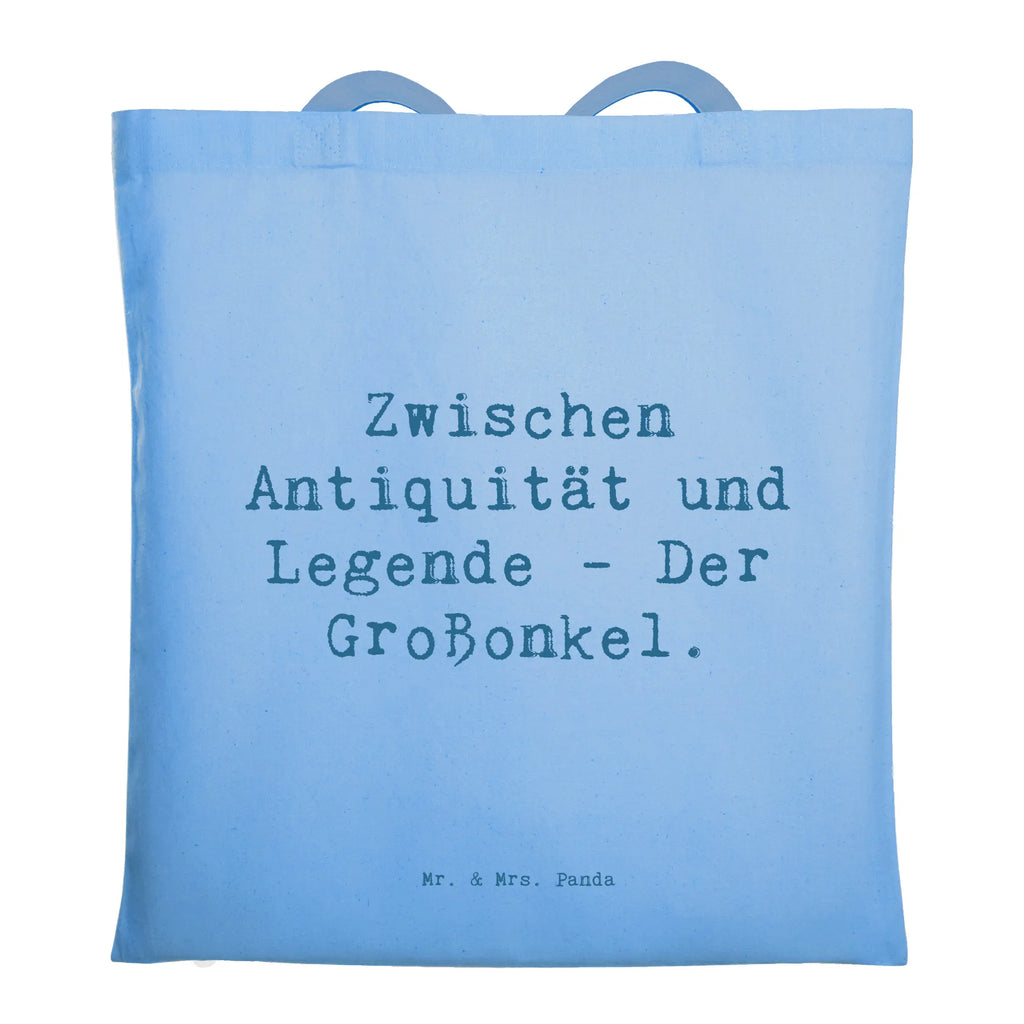 Tragetasche Spruch Zwischen Antiquität und Legende - Der Großonkel. Beuteltasche, Beutel, Einkaufstasche, Jutebeutel, Stoffbeutel, Tasche, Shopper, Umhängetasche, Strandtasche, Schultertasche, Stofftasche, Tragetasche, Badetasche, Jutetasche, Einkaufstüte, Laptoptasche, Familie, Vatertag, Muttertag, Bruder, Schwester, Mama, Papa, Oma, Opa