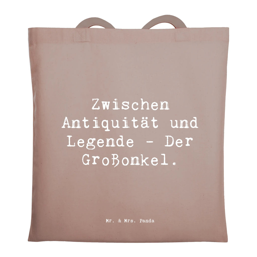 Tragetasche Spruch Zwischen Antiquität und Legende - Der Großonkel. Beuteltasche, Beutel, Einkaufstasche, Jutebeutel, Stoffbeutel, Tasche, Shopper, Umhängetasche, Strandtasche, Schultertasche, Stofftasche, Tragetasche, Badetasche, Jutetasche, Einkaufstüte, Laptoptasche, Familie, Vatertag, Muttertag, Bruder, Schwester, Mama, Papa, Oma, Opa