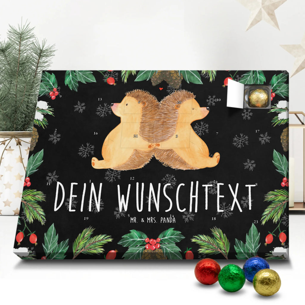 Personalisierter Schoko Adventskalender Igel händchenhaltend Personalisierter Adventskalender, Adventskalender mit Namen, Liebe, Partner, Freund, Freundin, Ehemann, Ehefrau, Heiraten, Verlobung, Heiratsantrag, Liebesgeschenk, Jahrestag, Hocheitstag, Igel, Igelliebe, Hand in Hand, Liebesbeweis, große Liebe, Liebesbotschaft, Hochzeit, Lieblingsmensch, Gemeinsamkeit, Love, Geschenk für zwei