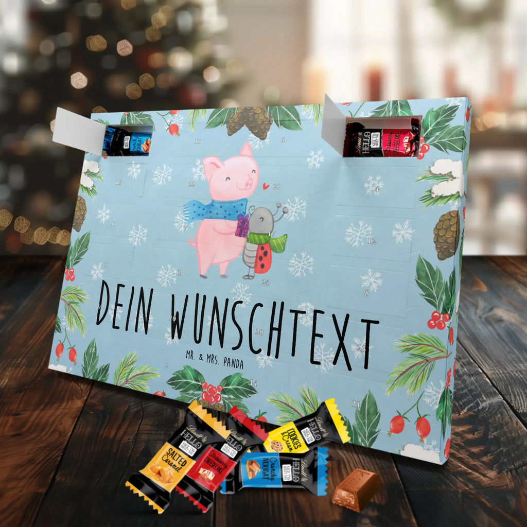 Personalisierter Markenschokolade Adventskalender Glühschwein Smörle Personalisierter Adventskalender, Winter, Weihnachten, Weihnachtsdeko, Nikolaus, Advent, Heiligabend, Wintermotiv, Handgezeichnetes Glühschwein, Kreatives Glühschwein Design, Winterlicher Glühwein Spruch, Glühwein Liebhaber Geschenk, Herzliches Marienkäfer Motiv, Marienkäfer in Winterkleidung, Glühwein ist köstlich Spruch, Smörle der stolze Marienkäfer, Süßer Marienkäfer gibt Geschenk, Romantische Geschenkidee Glühwein