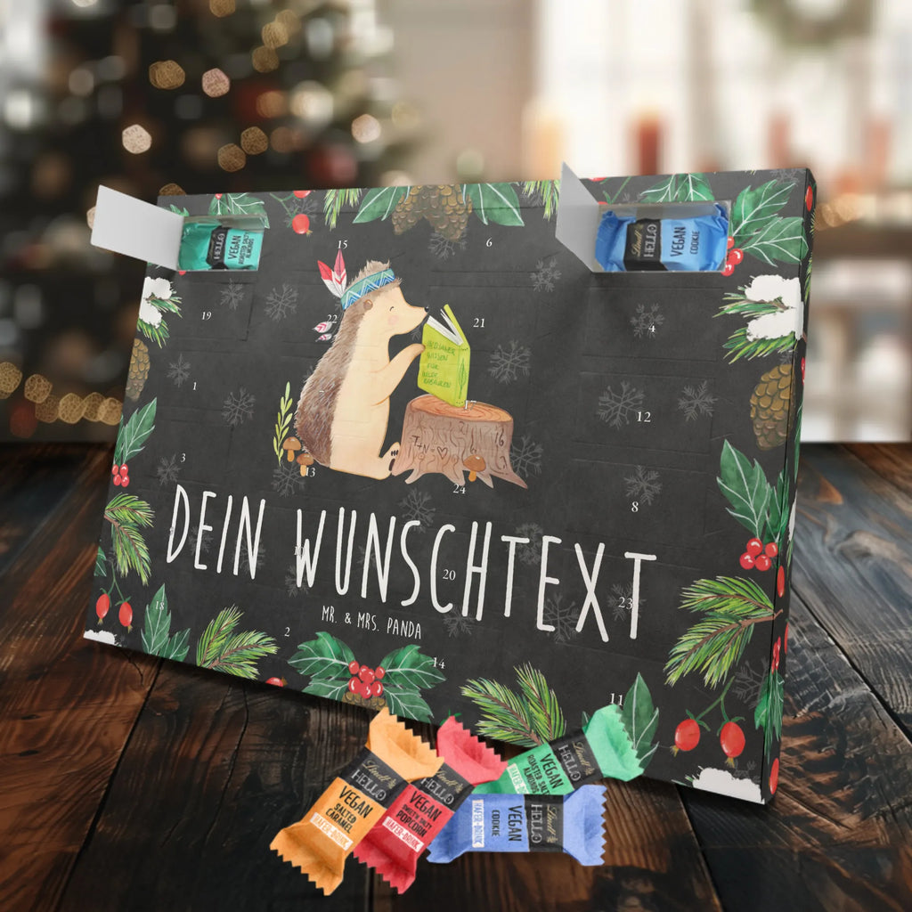 Personalisierter veganer Adventskalender Igel Federschmuck Personalisierter veganer Adventskalender, Waldtiere, Tiere, Igel, Indianer, Abenteuer, Lagerfeuer, Camping