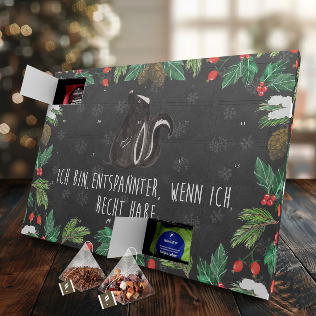 Tee Adventskalender Stinktier Sitzen Adventskalender, Kerzen Adventskalender, Duftkerzen Adventskalender, Stinktier, Skunk, Wildtier, Raubtier, Stinker, Stinki, Spruch, Büro, Recht, Besserwisser