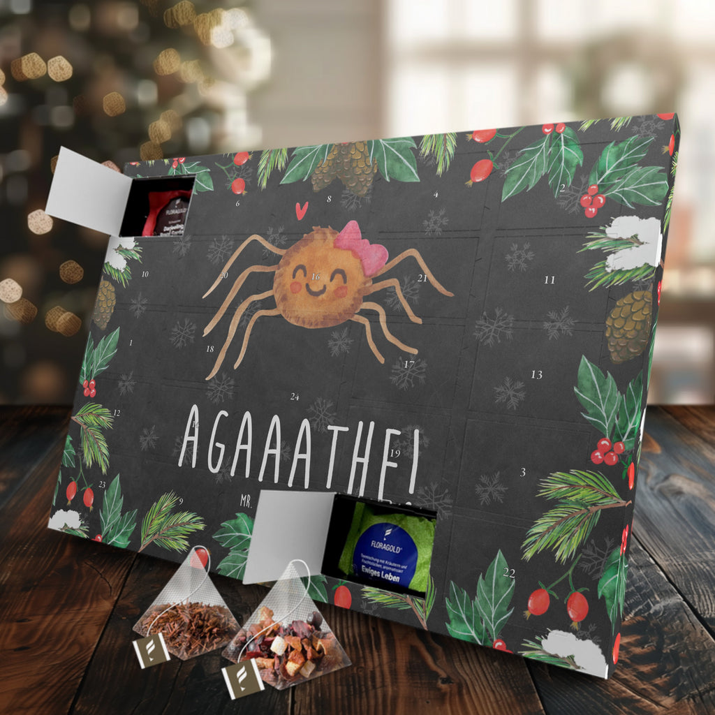 Tee Adventskalender Spinne Agathe Freude Adventskalender, Kerzen Adventskalender, Duftkerzen Adventskalender, Spinne Agathe, Spinne, Agathe, Videos, Merchandise, Viral, Viraler Hit, Trend, Beliebte Spinne