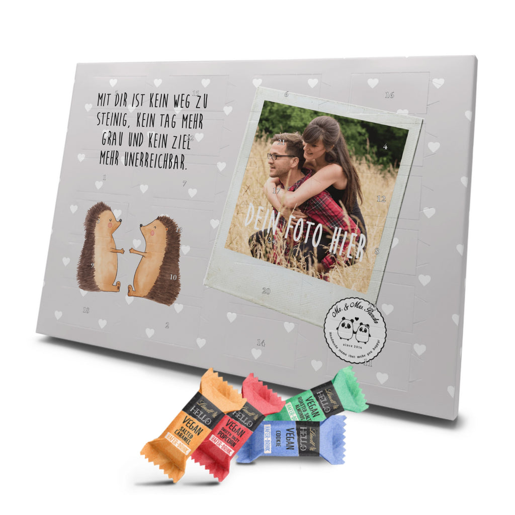 Personalisierter veganer Foto Adventskalender Igel Liebe Personalisierter veganer Adventskalender, Liebe, Partner, Freund, Freundin, Ehemann, Ehefrau, Heiraten, Verlobung, Heiratsantrag, Liebesgeschenk, Jahrestag, Hocheitstag, Verliebt, Verlobt, Verheiratet, Geschenk, Liebesbeweis, Hochzeitstag, Hochzeit, Igel