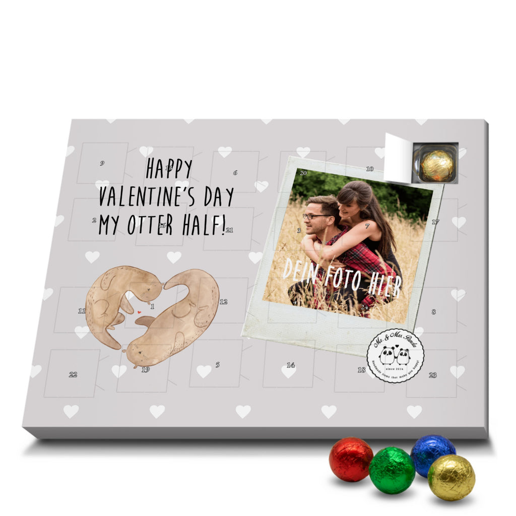 Personalisierter Schoko Foto Adventskalender Otter Valentine Personalisierter Adventskalender, Adventskalender mit Namen, Liebe, Partner, Freund, Freundin, Ehemann, Ehefrau, Heiraten, Verlobung, Heiratsantrag, Liebesgeschenk, Jahrestag, Hocheitstag, Valentinstag, Geschenk für Frauen, Hochzeitstag, Mitbringsel, Geschenk für Freundin, Geschenk für Partner, Liebesbeweis, für Männer, für Ehemann