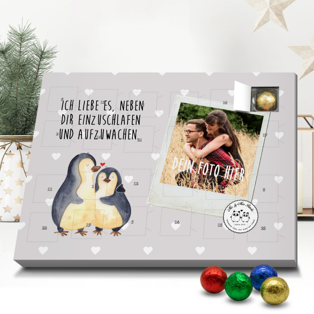 Personalisierter Schoko Foto Adventskalender Pinguine Einschlafen Personalisierter Adventskalender, Adventskalender mit Namen, Liebe, Partner, Freund, Freundin, Ehemann, Ehefrau, Heiraten, Verlobung, Heiratsantrag, Liebesgeschenk, Jahrestag, Hocheitstag, Valentinstag, Geschenk für Frauen, Hochzeitstag, Mitbringsel, Geschenk für Freundin, Geschenk für Partner, Liebesbeweis, für Männer, für Ehemann