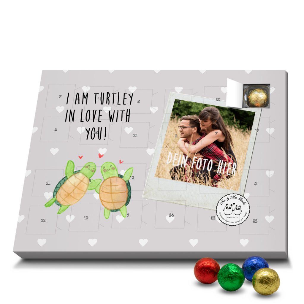 Personalisierter Schoko Foto Adventskalender Schildkröten Paar Personalisierter Adventskalender, Adventskalender mit Namen, Liebe, Partner, Freund, Freundin, Ehemann, Ehefrau, Heiraten, Verlobung, Heiratsantrag, Liebesgeschenk, Jahrestag, Hocheitstag, Valentinstag, Geschenk für Frauen, Hochzeitstag, Mitbringsel, Geschenk für Freundin, Geschenk für Partner, Liebesbeweis, für Männer, für Ehemann