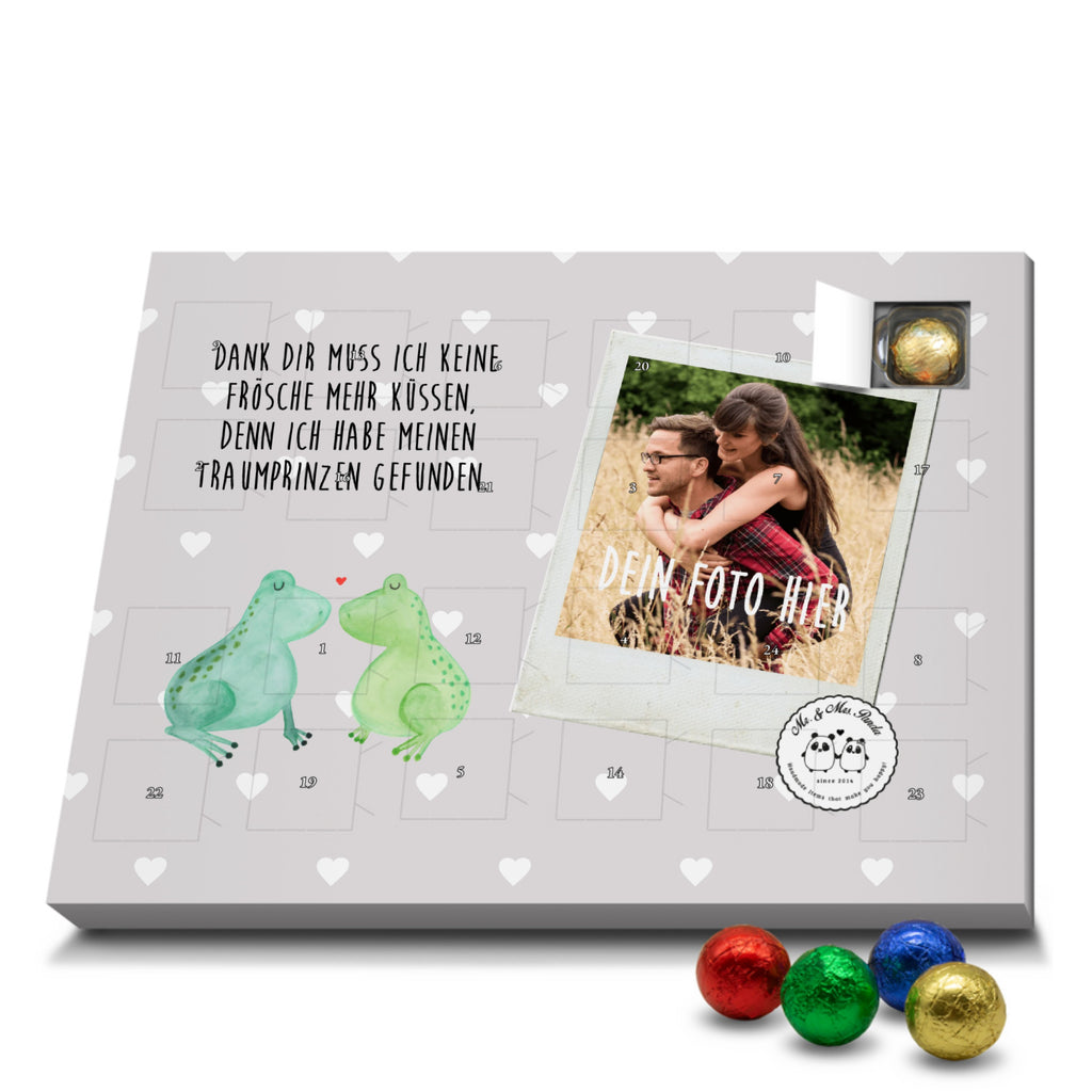 Personalisierter Schoko Foto Adventskalender Frosch Liebe Personalisierter Adventskalender, Adventskalender mit Namen, Liebe, Partner, Freund, Freundin, Ehemann, Ehefrau, Heiraten, Verlobung, Heiratsantrag, Liebesgeschenk, Jahrestag, Hocheitstag, Verliebt, Verlobt, Verheiratet, Geschenk Freundin, Geschenk Freund, Liebesbeweis, Hochzeitstag, Geschenk Hochzeit, Frosch, Frösche, Froschkönig, Fröschchen