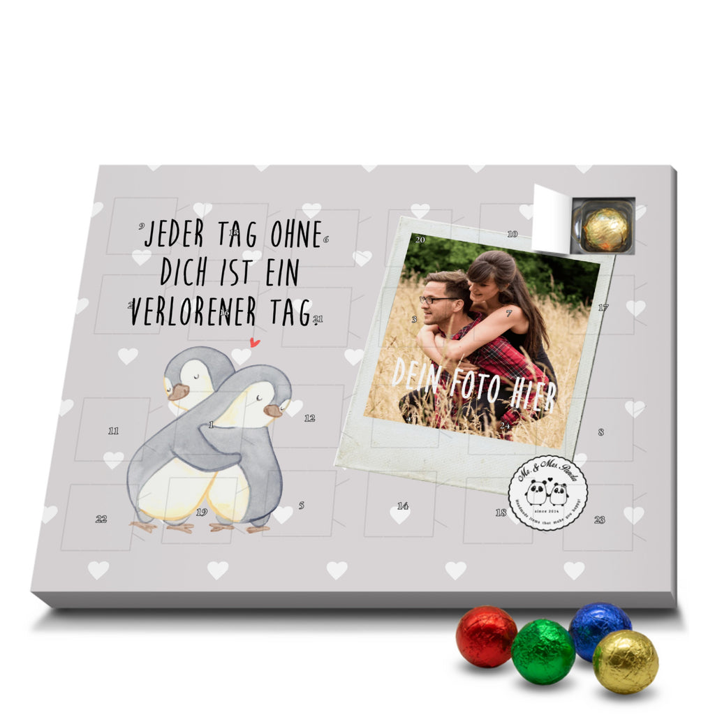 Personalisierter Schoko Foto Adventskalender Pinguine Kuscheln Personalisierter Adventskalender, Adventskalender mit Namen, Liebe, Partner, Freund, Freundin, Ehemann, Ehefrau, Heiraten, Verlobung, Heiratsantrag, Liebesgeschenk, Jahrestag, Hocheitstag, Valentinstag, Geschenk für Frauen, Hochzeitstag, Mitbringsel, Geschenk für Freundin, Geschenk für Partner, Liebesbeweis, für Männer, für Ehemann