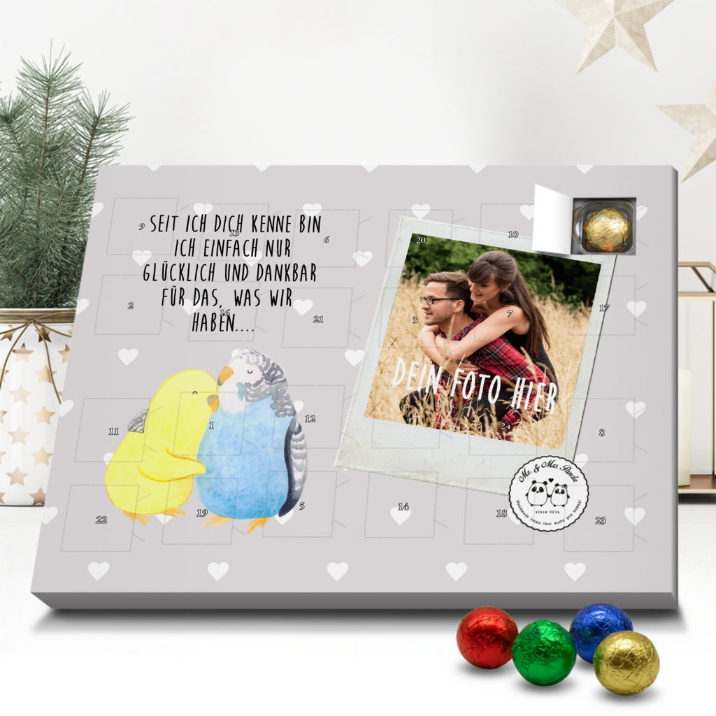 Personalisierter Schoko Foto Adventskalender Wellensittich Liebe Personalisierter Adventskalender, Adventskalender mit Namen, Liebe, Partner, Freund, Freundin, Ehemann, Ehefrau, Heiraten, Verlobung, Heiratsantrag, Liebesgeschenk, Jahrestag, Hocheitstag, Vögel, Wellensittich, Nähe, Kuscheln, Vertrauen