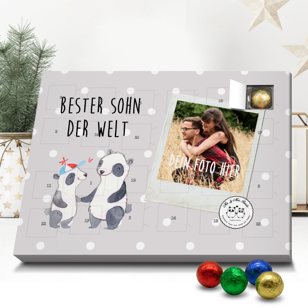 Personalisierter Schoko Foto Adventskalender Panda Bester Sohn der Welt Personalisierter Adventskalender, Adventskalender mit Namen, für, Dankeschön, Geschenk, Schenken, Geburtstag, Geburtstagsgeschenk, Geschenkidee, Danke, Bedanken, Mitbringsel, Freude machen, Geschenktipp, Sohn, Sohnemann, Söhnchen, Bube, Bub, Nachwuchs, Nachkomme, Kind, Familie, Vater, Belohnung