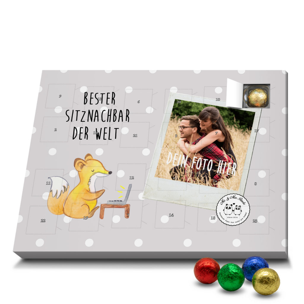 Personalisierter Schoko Foto Adventskalender Fuchs Bester Sitznachbar der Welt Personalisierter Adventskalender, Adventskalender mit Namen, für, Dankeschön, Geschenk, Schenken, Geburtstag, Geburtstagsgeschenk, Geschenkidee, Danke, Bedanken, Mitbringsel, Freude machen, Geschenktipp, Sitznachbar, Stuhlnachbar, Nachbar, Uni, Universität, Seminar, Kommilitone, Tischnachbar, Schule, Mitschüler, Mitstudent, Hochschule