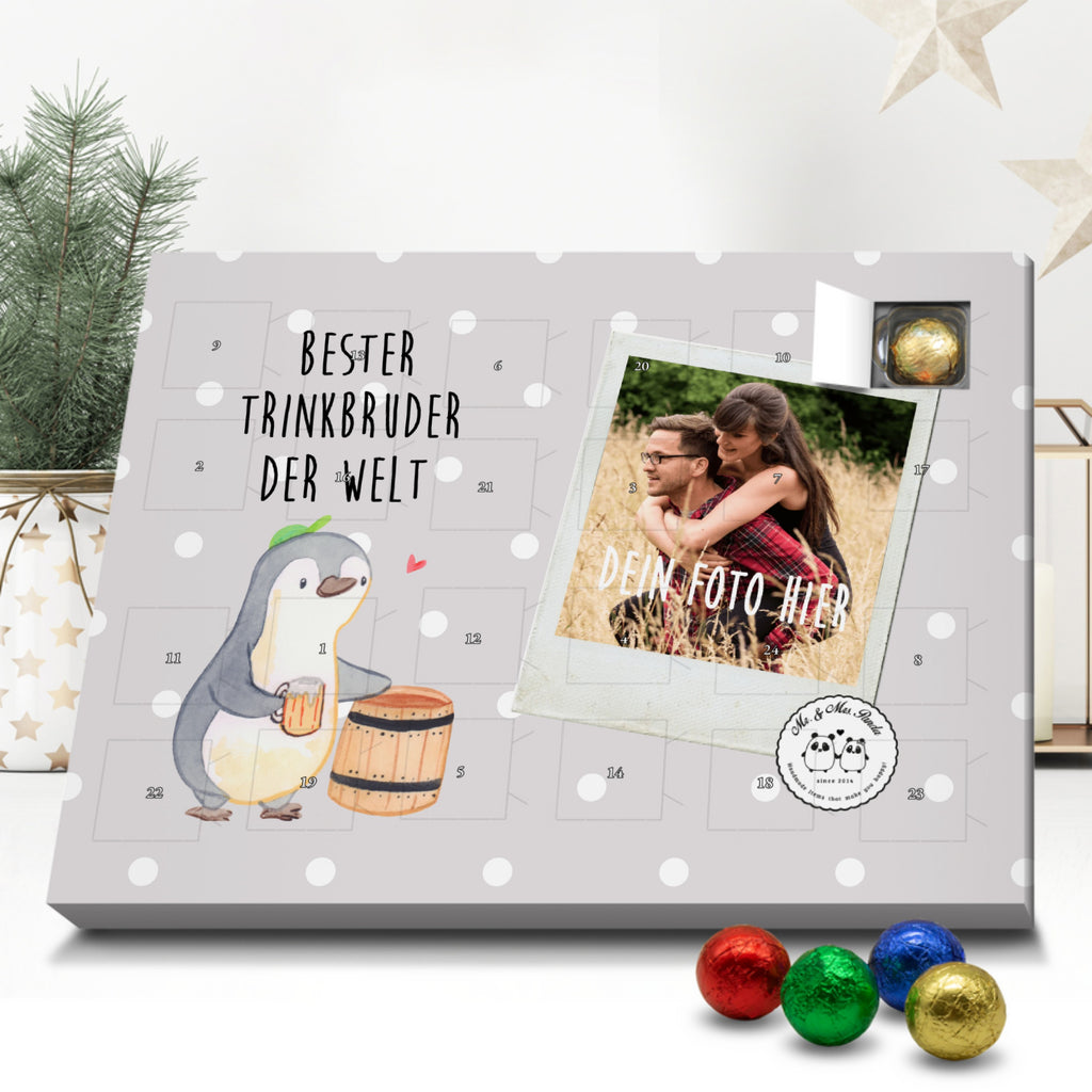 Personalisierter Schoko Foto Adventskalender Pinguin Bester Trinkbruder der Welt Personalisierter Adventskalender, Adventskalender mit Namen, für, Dankeschön, Geschenk, Schenken, Geburtstag, Geburtstagsgeschenk, Geschenkidee, Danke, Bedanken, Mitbringsel, Freude machen, Geschenktipp, Trinkbruder, Trinkkumpel, Kumpel, Saufkumpane, Kumpane, Trinken, Party, Kleinigkeit