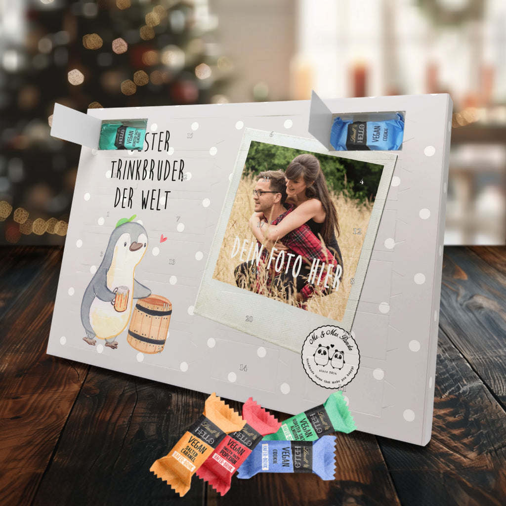 Personalisierter veganer Foto Adventskalender Pinguin Bester Trinkbruder der Welt Personalisierter veganer Adventskalender, für, Dankeschön, Geschenk, Schenken, Geburtstag, Geburtstagsgeschenk, Geschenkidee, Danke, Bedanken, Mitbringsel, Freude machen, Geschenktipp, Trinkbruder, Trinkkumpel, Kumpel, Saufkumpane, Kumpane, Trinken, Party, Kleinigkeit