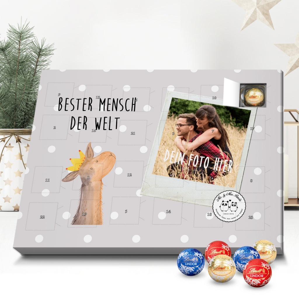 Personalisierter Kugel Markenschokolade Foto Adventskalender Lama Bester Mensch der Welt Personalisierter Kugel Markenschokolade Adventskalender, für, Dankeschön, Geschenk, Schenken, Geburtstag, Geburtstagsgeschenk, Geschenkidee, Danke, Bedanken, Mitbringsel, Freude machen, Geschenktipp, Lieblingsmensch, Liebling, Lieblings Mensch, tollster Mensch, Vorbild, Partner, Ehemann, Ehefrau, Liebe, Valentinstag