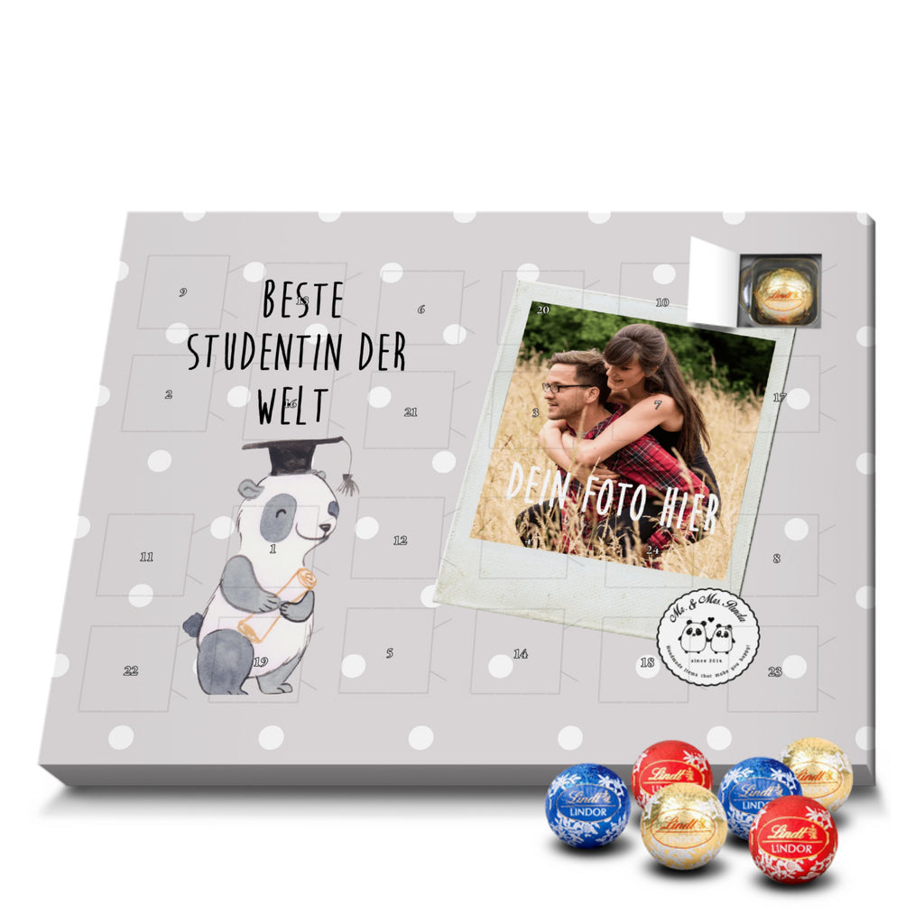 Personalisierter Kugel Markenschokolade Foto Adventskalender Pinguin Beste Studentin der Welt Personalisierter Kugel Markenschokolade Adventskalender, für, Dankeschön, Geschenk, Schenken, Geburtstag, Geburtstagsgeschenk, Geschenkidee, Danke, Bedanken, Mitbringsel, Freude machen, Geschenktipp, Studentin, Studium, Tochter, Spaß, Musterschülerin, lustig, Studienabschluss, witzig, Universität, Abschluss, Alumni, Uni, Studenten, Hochschule