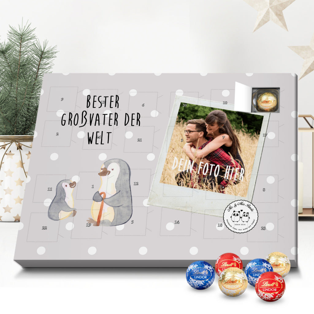 Personalisierter Kugel Markenschokolade Foto Adventskalender Pinguin Bester Großvater der Welt Personalisierter Kugel Markenschokolade Adventskalender, für, Dankeschön, Geschenk, Schenken, Geburtstag, Geburtstagsgeschenk, Geschenkidee, Danke, Bedanken, Mitbringsel, Freude machen, Geschenktipp, Großvater, Grossvater, Opa, Opi. Großpapa, Großeltern, Enkel, Enkelin, Enkelkind, Kleinigkeit, Oppa, Oppi, Bester