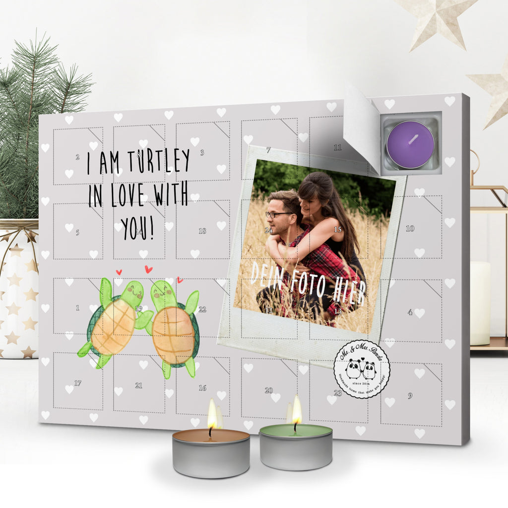 Personalisierter Duftkerzen Foto Adventskalender Schildkröten Paar Personalisierter Duftkerzen Adventskalender, Liebe, Partner, Freund, Freundin, Ehemann, Ehefrau, Heiraten, Verlobung, Heiratsantrag, Liebesgeschenk, Jahrestag, Hocheitstag, Valentinstag, Geschenk für Frauen, Hochzeitstag, Mitbringsel, Geschenk für Freundin, Geschenk für Partner, Liebesbeweis, für Männer, für Ehemann