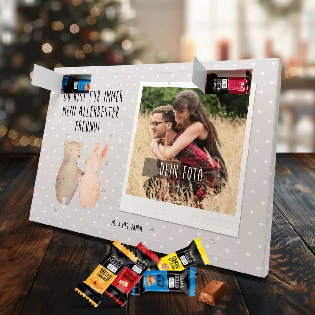 Personalisierter Markenschokolade Foto Adventskalender Bär und Hase Umarmen Personalisierter Markenschokolade Foto Adventskalender, Liebe, Partner, Freund, Freundin, Ehemann, Ehefrau, Heiraten, Verlobung, Heiratsantrag, Liebesgeschenk, Jahrestag, Hocheitstag, Freunde, bester Freund, Hase, Bär, Bärchen, best friends