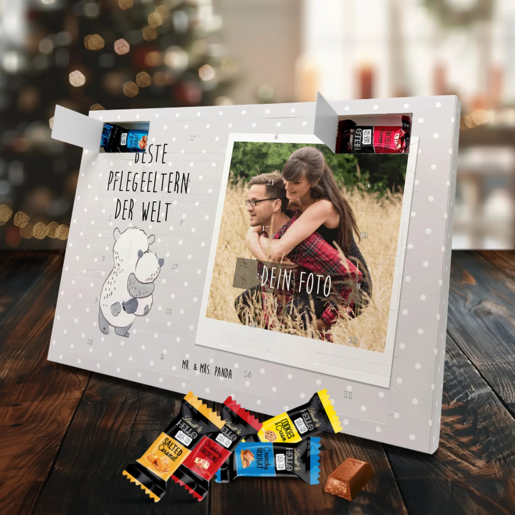 Personalisierter Markenschokolade Foto Adventskalender Panda Beste Pflegeeltern der Welt Personalisierter Markenschokolade Foto Adventskalender, für, Dankeschön, Geschenk, Schenken, Geburtstag, Geburtstagsgeschenk, Geschenkidee, Danke, Bedanken, Mitbringsel, Freude machen, Geschenktipp, Pflegeeltern, Pflegekind, Adoption, Eltern, Mama, Papa, Mami, Papi, Familie, Elternpaar, Mama und Papa