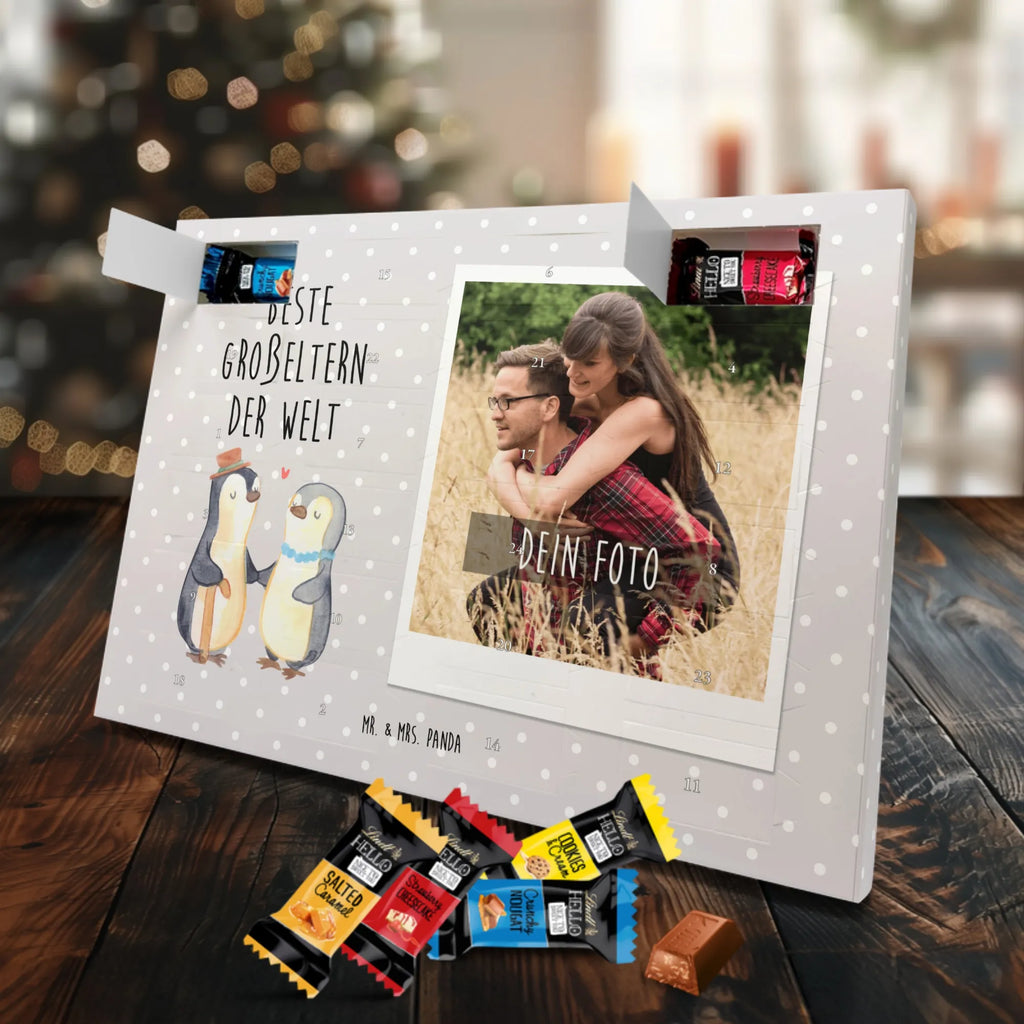 Personalisierter Markenschokolade Foto Adventskalender Pinguin Beste Großeltern der Welt Personalisierter Markenschokolade Foto Adventskalender, für, Dankeschön, Geschenk, Schenken, Geburtstag, Geburtstagsgeschenk, Geschenkidee, Danke, Bedanken, Mitbringsel, Freude machen, Geschenktipp, Großeltern, Grosseltern, Großmutter, Großvater, Opa, Omi, Oma, Opi. Großpapa, Großmama, Enkel, Enkelin, Enkelkind, Kleinigkeit, Omma, Ommi, Oppa, Oppi, Bester