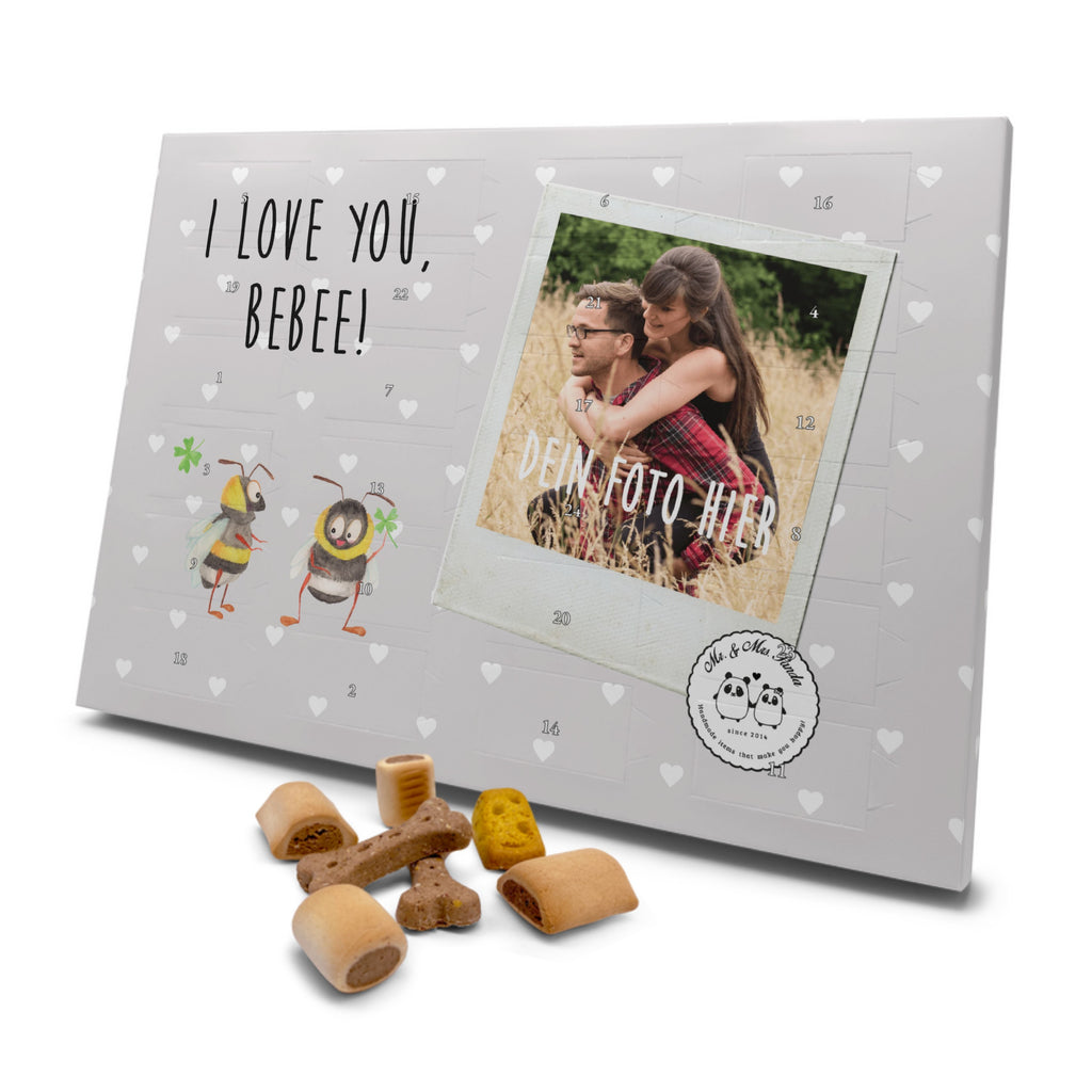 Personalisierter Hunde Foto Adventskalender Bienen Paar Hunde Adventskalender, Liebe, Partner, Freund, Freundin, Ehemann, Ehefrau, Heiraten, Verlobung, Heiratsantrag, Liebesgeschenk, Jahrestag, Hocheitstag, Valentinstag, Geschenk für Frauen, Hochzeitstag, Mitbringsel, Geschenk für Freundin, Geschenk für Partner, Liebesbeweis, für Männer, für Ehemann, Schildkröten, verliebte Schildkröten