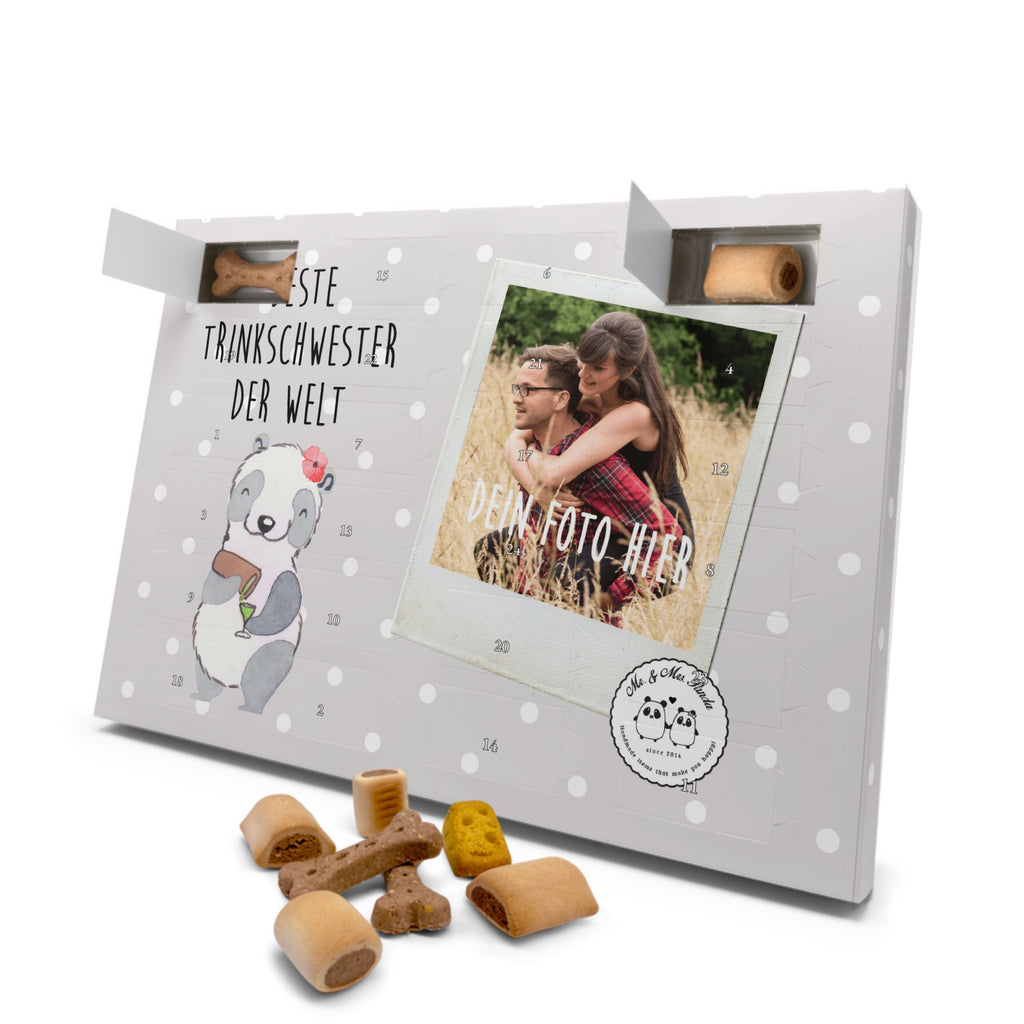 Personalisierter Hunde Foto Adventskalender Panda Beste Trinkschwester der Welt Hunde Adventskalender, für, Dankeschön, Geschenk, Schenken, Geburtstag, Geburtstagsgeschenk, Geschenkidee, Danke, Bedanken, Mitbringsel, Freude machen, Geschenktipp, Trinkschwester, Saufschwester, Schwester, Sister, Freundin, Party, Bae, Trinken, Alkohol, Wochenende, Kleinigkeit, Sister from another Mister