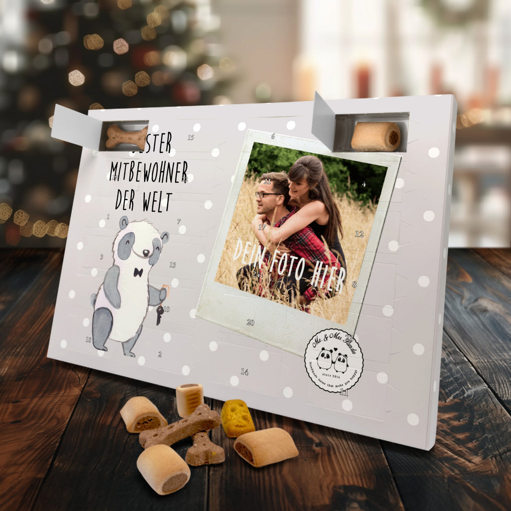 Personalisierter Hunde Foto Adventskalender Panda Bester Mitbewohner der Welt Hunde Adventskalender, für, Dankeschön, Geschenk, Schenken, Geburtstag, Geburtstagsgeschenk, Geschenkidee, Danke, Bedanken, Mitbringsel, Freude machen, Geschenktipp, Mitbewohner, WG, Zimmernachbar, Wohngemeinschaft, WG-Bewohner, Zimmerkollege, Zimmergenosse, Stubenkamerad