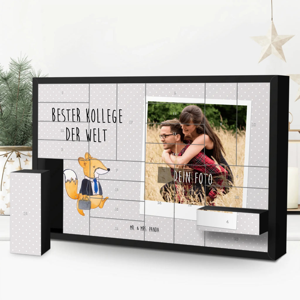 Personalisierter Befüllbarer Foto Adventskalender Fuchs Bester Kollege der Welt Personalisierter Befüllbarer Foto Adventskalender, für, Dankeschön, Geschenk, Schenken, Geburtstag, Geburtstagsgeschenk, Geschenkidee, Danke, Bedanken, Mitbringsel, Freude machen, Geschenktipp, Arbeitskollege, Kollege, Büro, Abschiedsgeschenk, Ruhestand, Arbeit, Mitarbeiter, Berufsgenosse, Beruf