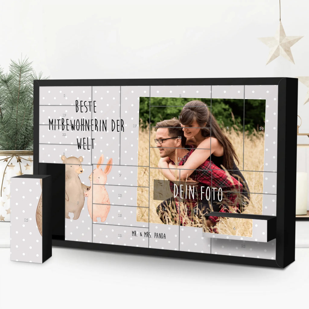 Personalisierter Befüllbarer Foto Adventskalender Hase Beste Mitbewohnerin der Welt Personalisierter Befüllbarer Foto Adventskalender, für, Dankeschön, Geschenk, Schenken, Geburtstag, Geburtstagsgeschenk, Geschenkidee, Danke, Bedanken, Mitbringsel, Freude machen, Geschenktipp, Mitbewohnerin, WG, Zimmernachbarin, Wohngemeinschaft, WG-Bewohnerin, Zimmerkollegin, Zimmergenossin, Stubenkameradin