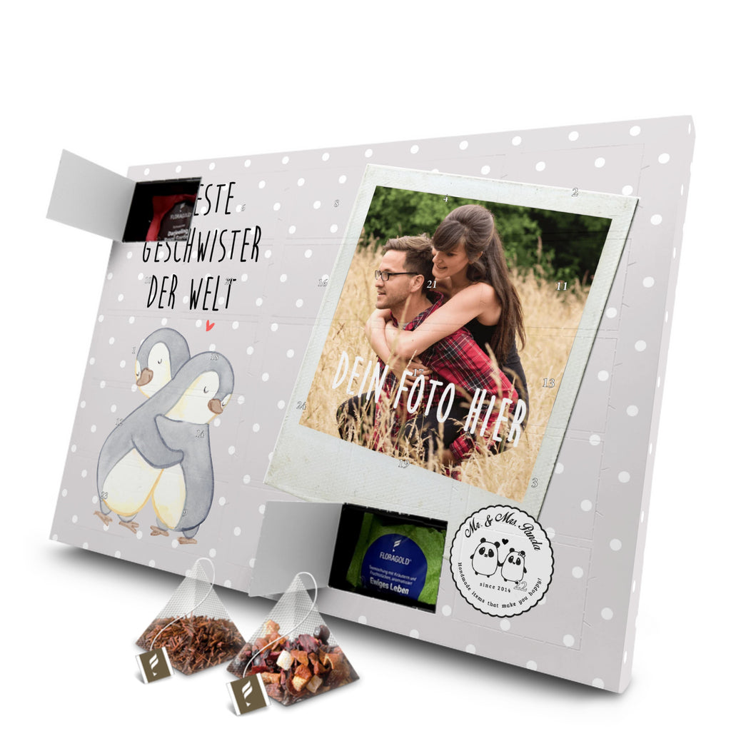 Personalisierter Tee Foto Adventskalender Pinguin Beste Geschwister der Welt Personalisierter Tee Adventskalender, für, Dankeschön, Geschenk, Schenken, Geburtstag, Geburtstagsgeschenk, Geschenkidee, Danke, Bedanken, Mitbringsel, Freude machen, Geschenktipp, Geschwister, Geschwisterchen, Bruder, Schwester, Schwestern, Brüder, Familie, Nachwuchs