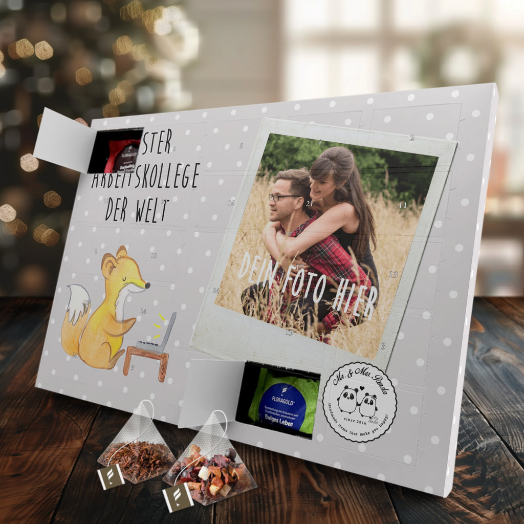 Personalisierter Tee Foto Adventskalender Fuchs Bester Arbeitskollege der Welt Personalisierter Tee Adventskalender, für, Dankeschön, Geschenk, Schenken, Geburtstag, Geburtstagsgeschenk, Geschenkidee, Danke, Bedanken, Mitbringsel, Freude machen, Geschenktipp, Arbeitskollege, Kollege, Büro, Abschiedsgeschenk, Ruhestand, Arbeit, Mitarbeiter, Berufsgenosse, Beruf