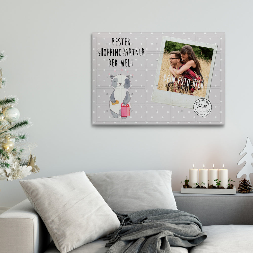 Personalisierter Tee Foto Adventskalender Panda Bester Shoppingpartner der Welt Personalisierter Tee Adventskalender, für, Dankeschön, Geschenk, Schenken, Geburtstag, Geburtstagsgeschenk, Geschenkidee, Danke, Bedanken, Mitbringsel, Freude machen, Geschenktipp, Shoppingpartner, Shoppen, Begleitung, Partner, Freundin, Freund, bff, Shopping, Einkaufen, Shopping-Queen, Queen, Bester