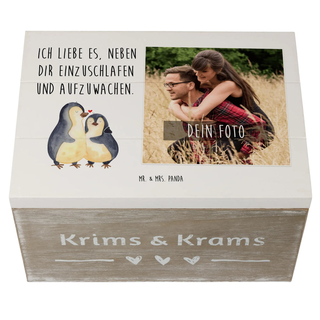 Personalisierte Foto Holzkiste Pinguine Einschlafen Personalisierte Foto Holzkiste, Liebe, Partner, Freund, Freundin, Ehemann, Ehefrau, Heiraten, Verlobung, Heiratsantrag, Liebesgeschenk, Jahrestag, Hocheitstag, Valentinstag, Geschenk für Frauen, Hochzeitstag, Mitbringsel, Geschenk für Freundin, Geschenk für Partner, Liebesbeweis, für Männer, für Ehemann