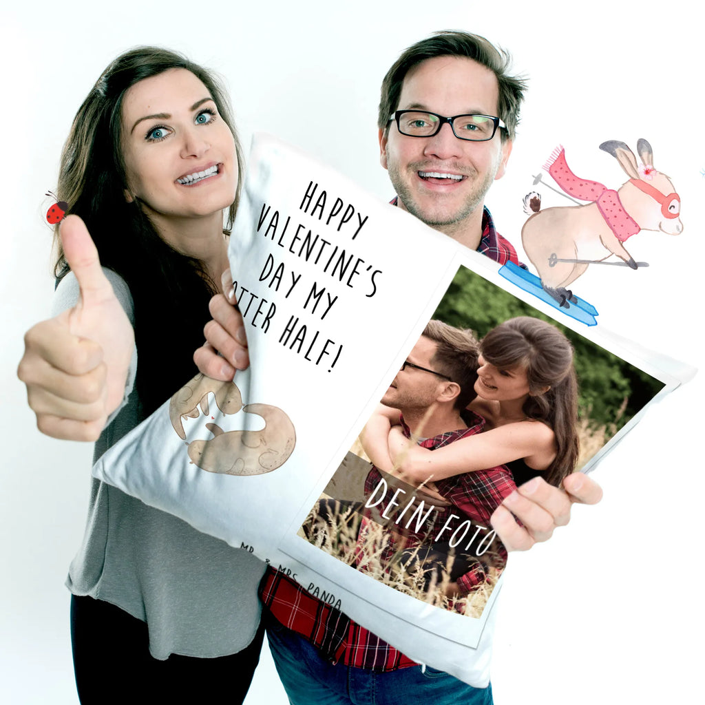 Personalisiertes Foto Kissen Otter Valentine Personalisiertes Foto Kissen, Liebe, Partner, Freund, Freundin, Ehemann, Ehefrau, Heiraten, Verlobung, Heiratsantrag, Liebesgeschenk, Jahrestag, Hocheitstag, Valentinstag, Geschenk für Frauen, Hochzeitstag, Mitbringsel, Geschenk für Freundin, Geschenk für Partner, Liebesbeweis, für Männer, für Ehemann