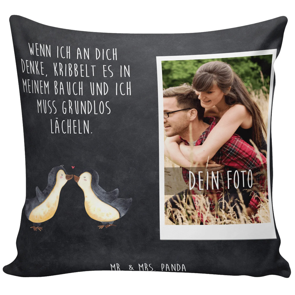 Personalisiertes Foto Kissen Pinguine Kuss Personalisiertes Foto Kissen, Liebe, Partner, Freund, Freundin, Ehemann, Ehefrau, Heiraten, Verlobung, Heiratsantrag, Liebesgeschenk, Jahrestag, Hocheitstag, Valentinstag, Geschenk für Frauen, Hochzeitstag, Mitbringsel, Geschenk für Freundin, Geschenk für Partner, Liebesbeweis, für Männer, für Ehemann