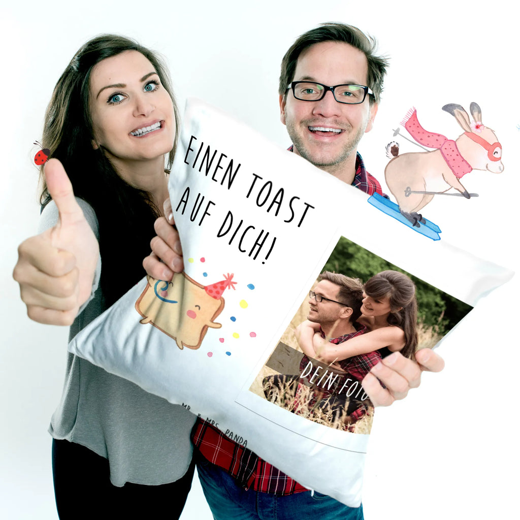 Personalisiertes Foto Kissen Toast Party Personalisiertes Foto Kissen, Liebe, Partner, Freund, Freundin, Ehemann, Ehefrau, Heiraten, Verlobung, Heiratsantrag, Liebesgeschenk, Jahrestag, Hocheitstag, Valentinstag, Geschenk für Frauen, Hochzeitstag, Mitbringsel, Geschenk für Freundin, Geschenk für Partner, Liebesbeweis, für Männer, für Ehemann