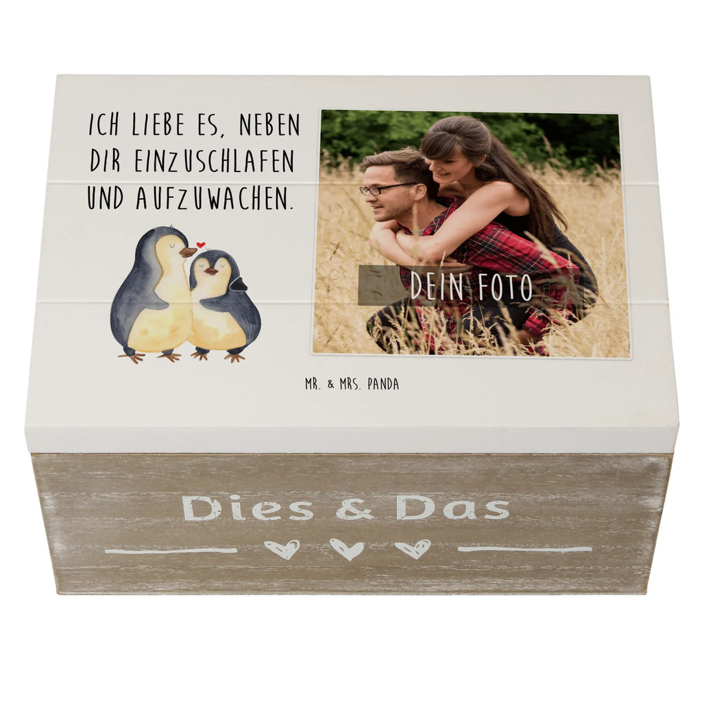 Personalisierte Foto Holzkiste Pinguine Einschlafen Personalisierte Foto Holzkiste, Liebe, Partner, Freund, Freundin, Ehemann, Ehefrau, Heiraten, Verlobung, Heiratsantrag, Liebesgeschenk, Jahrestag, Hocheitstag, Valentinstag, Geschenk für Frauen, Hochzeitstag, Mitbringsel, Geschenk für Freundin, Geschenk für Partner, Liebesbeweis, für Männer, für Ehemann