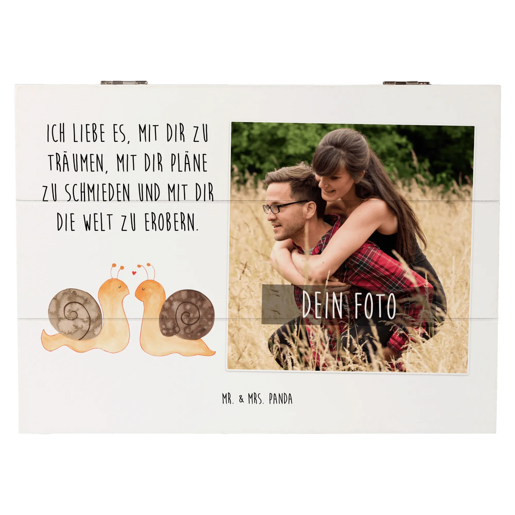 Personalisierte Foto Holzkiste Schnecken Liebe Personalisierte Foto Holzkiste, Liebe, Partner, Freund, Freundin, Ehemann, Ehefrau, Heiraten, Verlobung, Heiratsantrag, Liebesgeschenk, Jahrestag, Hocheitstag