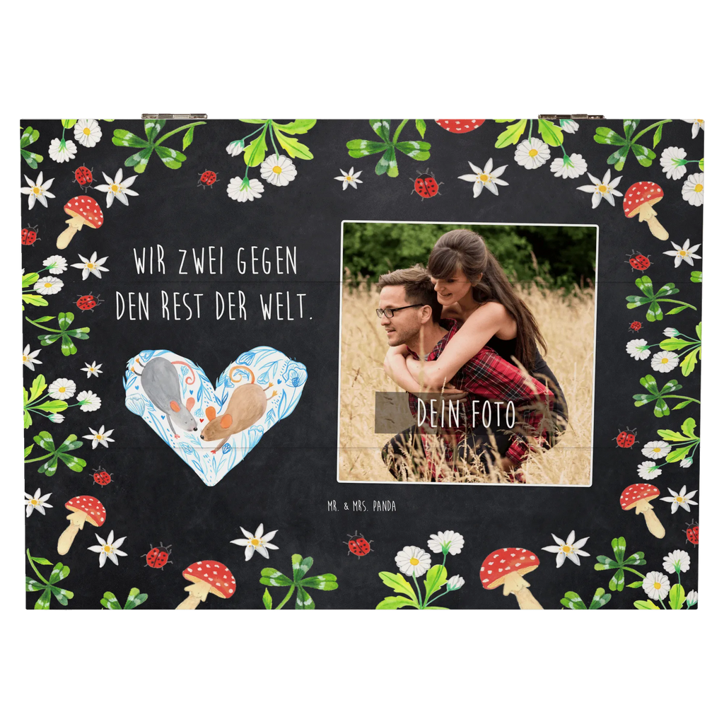 Personalisierte Foto Holzkiste Mäuse Herz Personalisierte Foto Holzkiste, Liebe, Partner, Freund, Freundin, Ehemann, Ehefrau, Heiraten, Verlobung, Heiratsantrag, Liebesgeschenk, Jahrestag, Hocheitstag, Maus, Mäuse, Liebesbotschaft, Liebesbeweis, Hochzeit, Lieblingsmensch, Gemeinsamkeit, Love, Geschenk für zwei