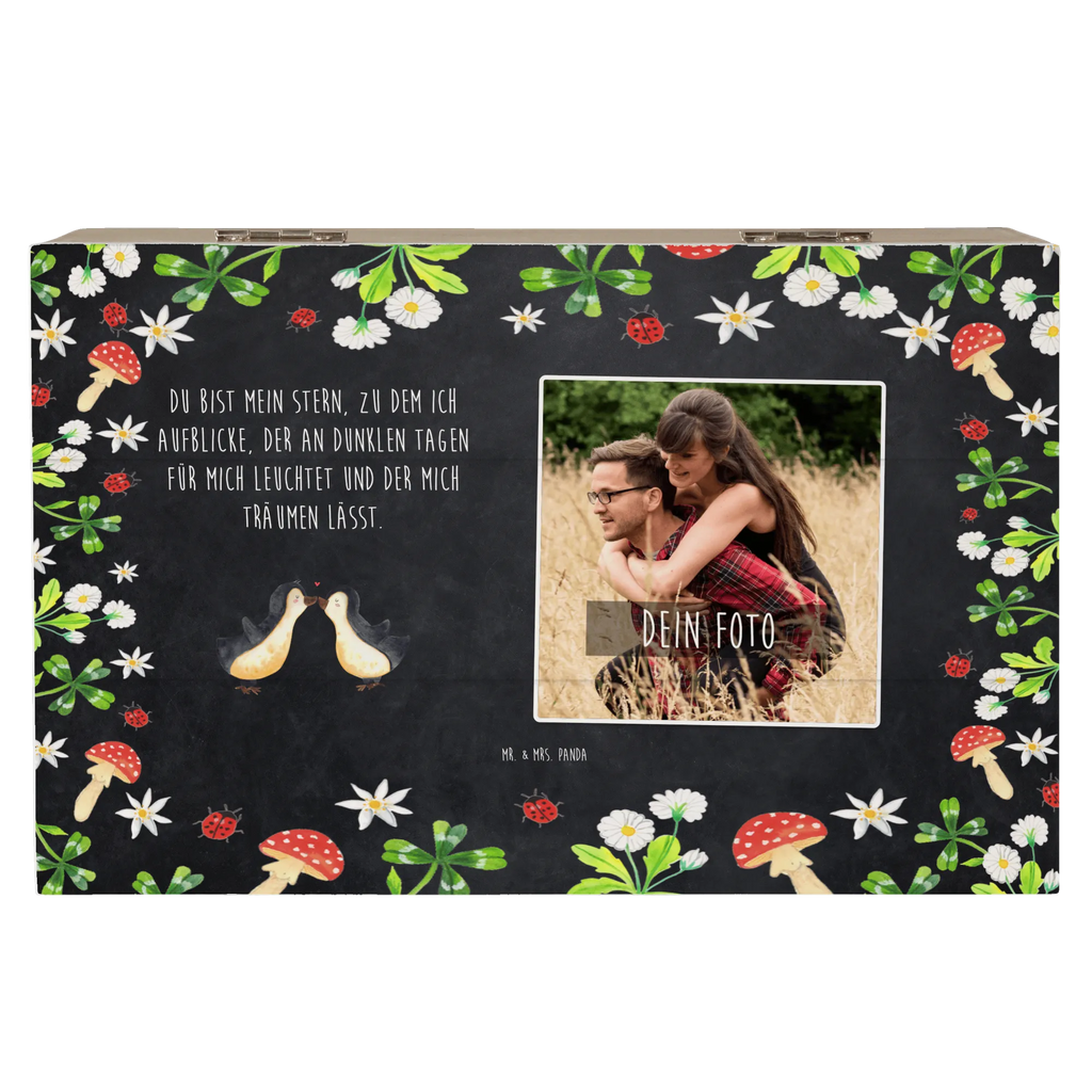 Personalisierte Foto Holzkiste Pinguin Liebe Personalisierte Foto Holzkiste, Liebe, Partner, Freund, Freundin, Ehemann, Ehefrau, Heiraten, Verlobung, Heiratsantrag, Liebesgeschenk, Jahrestag, Hocheitstag, Pinguin, Pinguine, Pinguin Paar, Pinguinpaar, Pinguin Liebe, Paar, Pärchen. Liebespaar, Liebesbeweis, Liebesspruch, Hochzeitstag, Geschenk Freund, Geschenk Freundin, Verlobte, Verlobter, Love, Geschenk Hochzeitstag, Geschenkidee, Hochzeit, Gastgeschenk