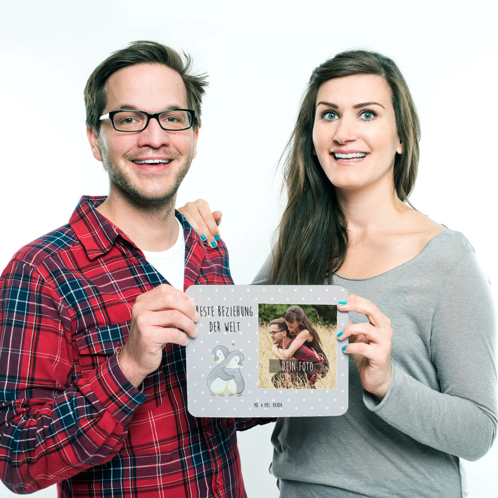 Personalisiertes Foto Mauspad Pinguin Beste Beziehung der Welt Personalisiertes Foto Mauspad, für, Dankeschön, Geschenk, Schenken, Geburtstag, Geburtstagsgeschenk, Geschenkidee, Danke, Bedanken, Mitbringsel, Freude machen, Geschenktipp, Beziehung, Zusammen sein, Miteinander gehen, Liebe, Verlieb, Liebesgeschenk